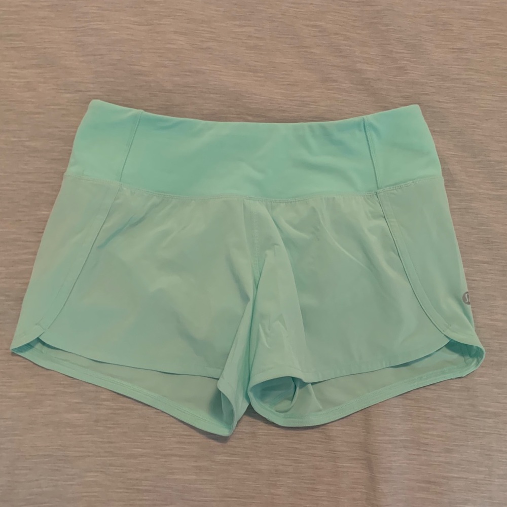 Lululemon green speed up shorts size 4